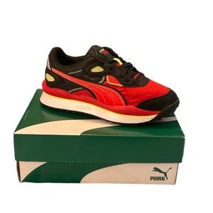 Puma Street Rider Bizerk Jr Red & Black Women’s Size 6.5 5C 🆕